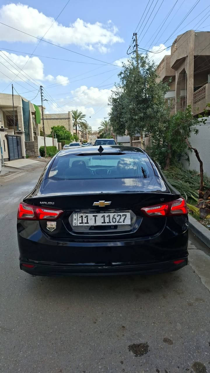 السلام عليكم للبيع موديل ٢٠٢٠
بيهة ثلاث قطع صبغ  وبيهة باب العبري بيهة طخة 
بدون دواخل 
كير مكينة صدر خير من الله 
ماشية ٧٠ ميل 
مابية اي نقص 
مقدمة ٦٠ وبل شهر ٣ اوراق 
سعر السيارة الكلي ١٣٥ ورقة 
***********
من بغداد فقط
