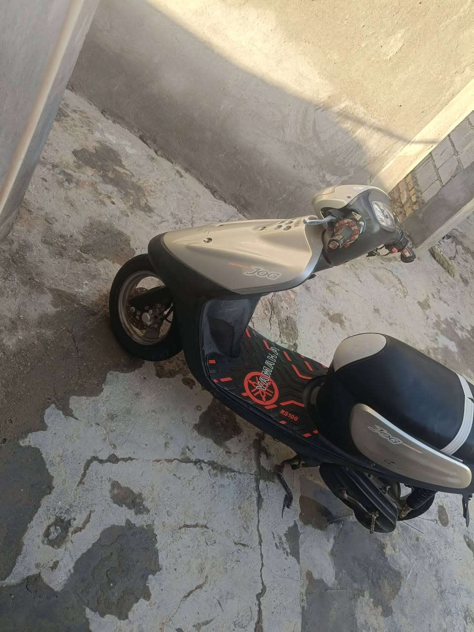 دراجه منغوله جديده مامفتوحه حاويه عله خطت الشركه صار 3تشهر طلعت من الوكيل كلهه شغاله سعرهه800وبيهه مجال قليل ستفسار اتصل***********مكان الرميثه
