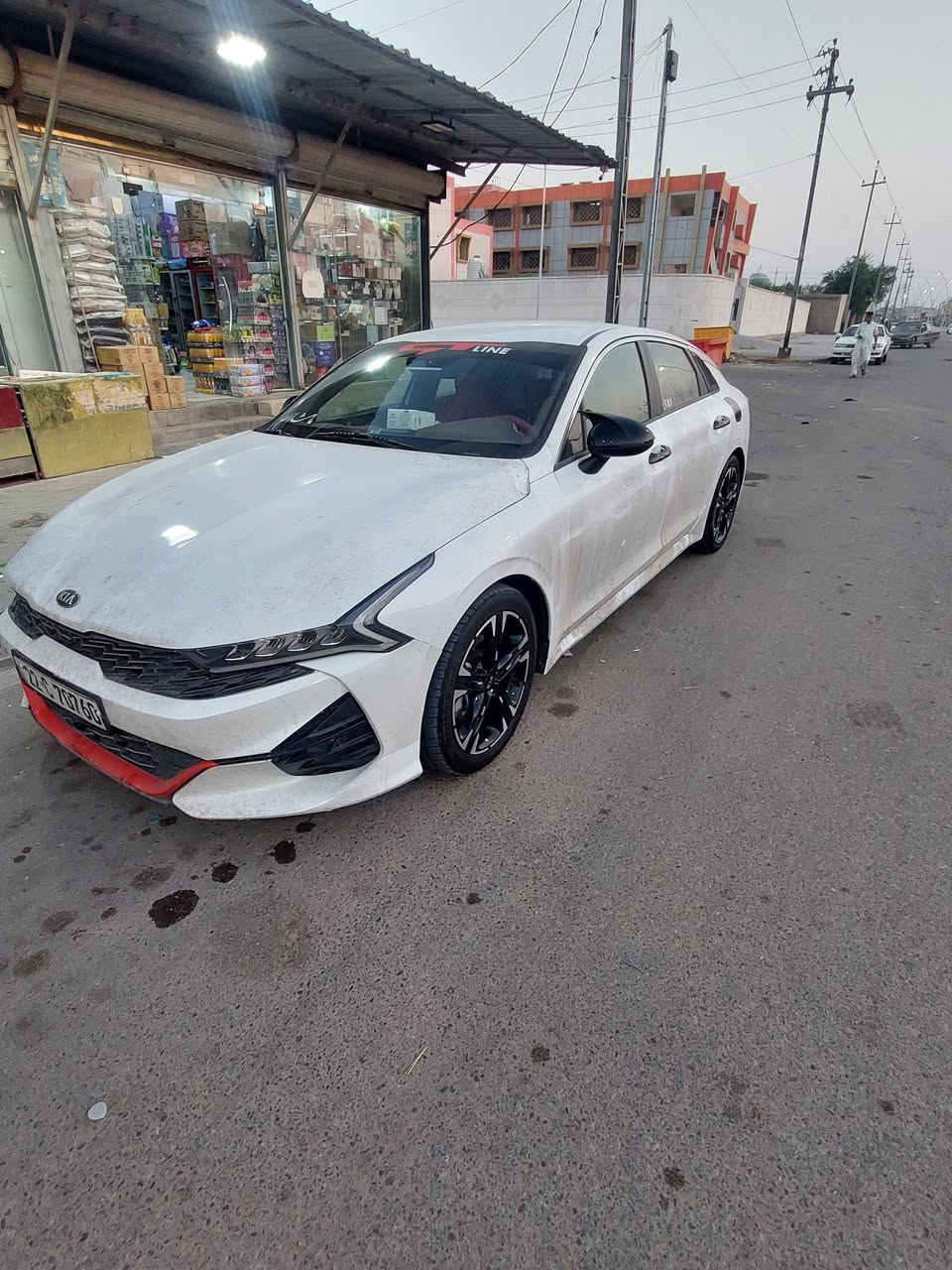 السلام عليكم كي5 2021
رقم اربيل تريد وكاله تريد تحويل بسمنا السيارة 
فول عدا البنراما
ضربتها جاملغ وبنيد بدون ارباك بيها بارد بالصندوك قليل كلش
كير مكينة كفالة 
1600 تيربو مكاني البصرة
السعر 160 بيها مجال
***********
او مراوس بجارجر فقط
