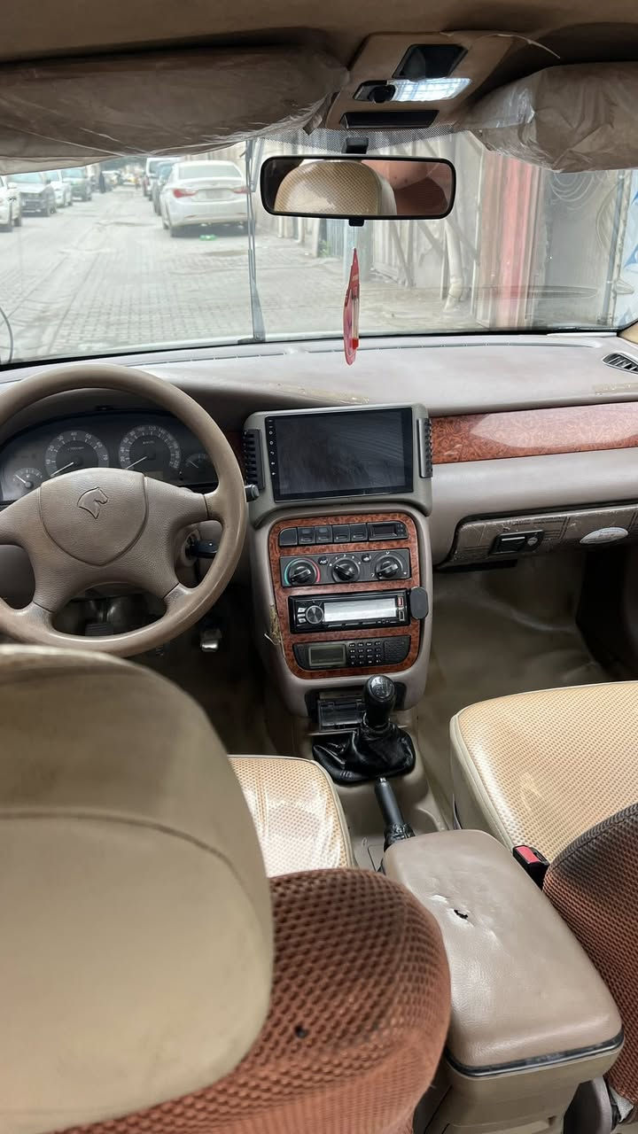 السلام عليكم 
سمند موديل 13 كرستال 
مكفولة من الضربة والصبغ  والتكحيل ع البلاد من الداعمية  للدعاميةفقط بيها طخة صغيرة عالبارد 
محرك  بالصندوك جديد لا تنقيص ولا تبخير بشرط كير تبريد صدر كلة مكفول مابيها نقص برغي سيارة جديدة 
دوشمة شاشة كاميرا على اخر حبايةكبل للشارع
او وين ميعجبك افحص
بأسمي رقم بغداد شرط التحويل ثاني يوم
سعر 
(58) او بيها مجال قليل 
عنواني بغداد الحرية
***********
