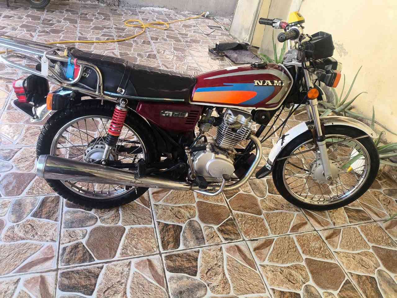 سلام عليكم اربعه كير للبيع اوارق اصولي غراض كله 23 وشاصي 18 ارشا وكيل نوار الباشا مكاني ديوانيه الاسكان سعر 650 متسعجل عله بيعته رقمي ***********
