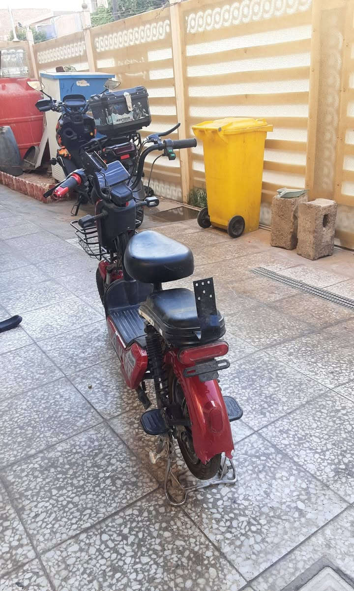 دراجه شحن مستعمله قليل اسبوع او اكثر فقط محتاج بطاريه وتاير بنجر والملف مال دراجه زين كلشي مابي وشاشه زينه وياه  مفتاح واحد والثاني احتياط وبصمه  ١٩٠ وبيه مجال  وشاحنه وياه جديده مامستعمله الشاحنه


**إذا كنت صاحب هذا الإعلان وتريد حذفه لأي سبب، رجاءا أرسل رسالة إلى الدعم الفني**