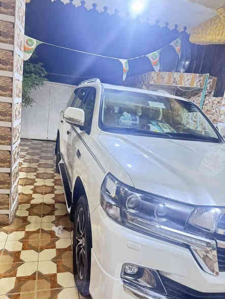 السلام عليكم 
لاندكروز 2021للبيع   Land Cruiser sale 

والمواصفات 📜

شركة جيهان

1:فتحة سقف(سلايد روف)  Slide roof 

2:تبريد ثلاث قطع مركزي 🥶  cold cooling 

3:تحكم ستيرن  Stern control 

4:مثبت سرعة  Cruz 

5:جام اوتو  Automatic 

6:شاشة  حجم كبير 📺  big screen 

7:اشاير بل مري (هايلوجي)  Hyology 

8:ويل حجم 21

9:سبير شركة منازل 

10:كشنات جلد +تحكم جهتين كهرباء  leather seats 

11:السيارة 4×4 فور ويل  4WD 

12:تبريد مناخ منفصل   separate climate 

.13:ثلاجة وسطية   Medium fridge 

14:منافذ شحن Usp +شحن لاسلكي  charger port 

15: لايت زينون بلادي عالي ناصي  LED lighting 

16:بصمة ابواب فتح وقفل  electronic door key 7

7:17 راكب

18:مري قلاب 

19:مري شفط عن القفل والفتح 

20:بصمة تشغيل 

21:تشغيل عن بعد 

(السياره كفاله عامه من الصبغ و البارد)

ما بيه ولا شخطه نظيفة جدا 

العنوان بغداد جديده السعر 605 الف دولار 💲 قابل التفاوض بسمي ماشيه 62 ألف 

***********
