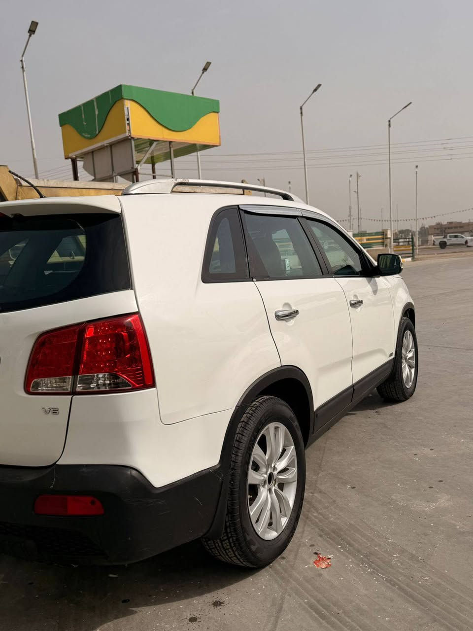 سورنتو 2012 بصمه بوب بصمه تشغيل بصمه جنطه بانوراما القماره كلها سنويه ل27 سعر 145  زراكات لايت اشاير ترحيب بلدوسات 6سلندر 7راكب 3قطع تبريد خليجي أعلى فئه بلسورنتو والسونار موجود ويه الصور ***********
