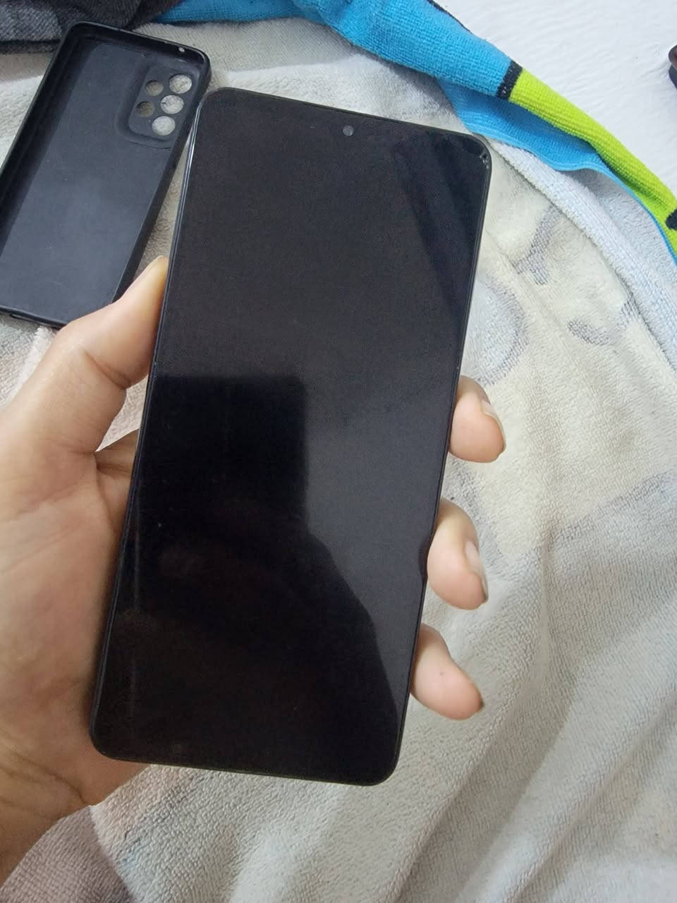 A33 5G
 الذكره ١٢٨
ففط فطر بل بلزمه
السعر ٩٠
المكان كربلاء


**إذا كنت صاحب هذا الإعلان وتريد حذفه لأي سبب، رجاءا أرسل رسالة إلى الدعم الفني**
