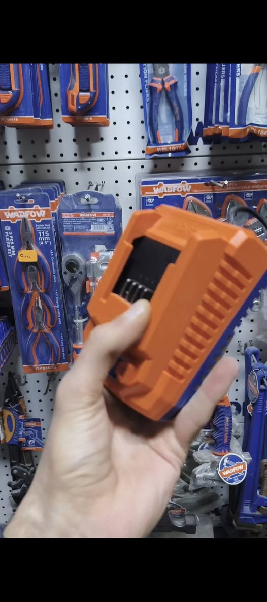 شاحنه بطاريه 20 فولت 45 واط جوكر من ماركه ودفو تشحن بطاريات انجيكو توتل جيدافر ودفو ديلو فقط 
السعر 10 الف 
متوفر توصيل الجميع المحافظات العراق


**إذا كنت صاحب هذا الإعلان وتريد حذفه لأي سبب، رجاءا أرسل رسالة إلى الدعم الفني**