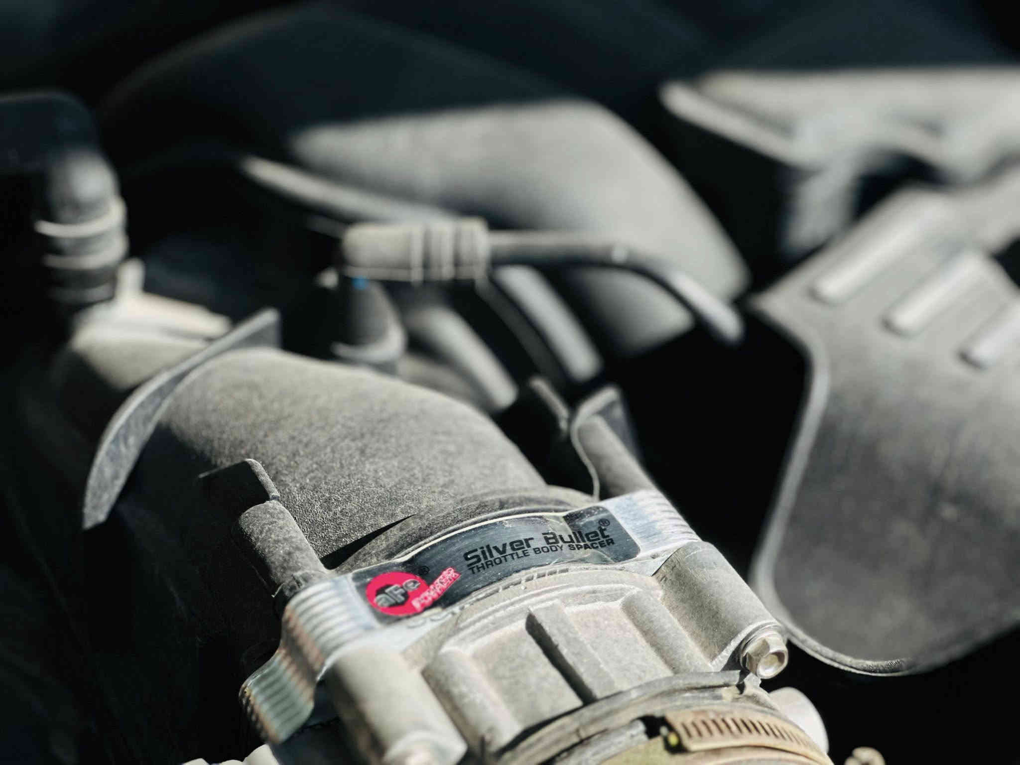 مساكم الله بالخير 
دوج جارجر وايد بدي اصل 2023 النداء الاخير 
محرك  V8 6.4 
حادثها بارد فقط بالجاملغ الخلفي
السيارة عليها اضافات هواية 
شوتة afe 
ستيرن فور جت 
ثروتل afe 
داخل احمر 
كراسي خزن ميموري 
ستيرن كهرباء 
تدفئة وتبريد المقاعد 
Led ززع متغير الالوان 
زرع عدسات 
سقف روز رويز 
تغليف طافي ppf يم جيو شيلد 
مكاني بغداد 
***********
