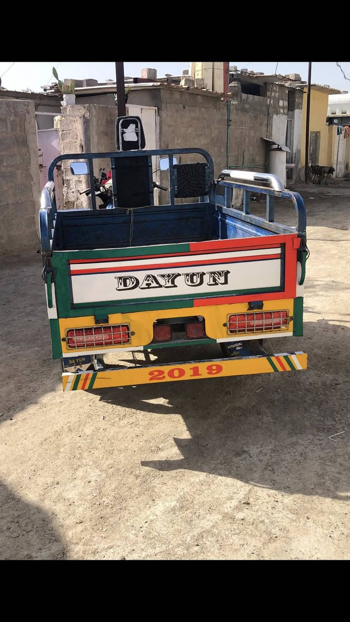 ستوتة للبيع ١٩ جاهزة ١٨٠٠ بيها مجال هذة رقمي ***********
