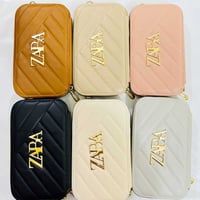 محفظة مبطنة • جلدية بسحاب • ZAPA
