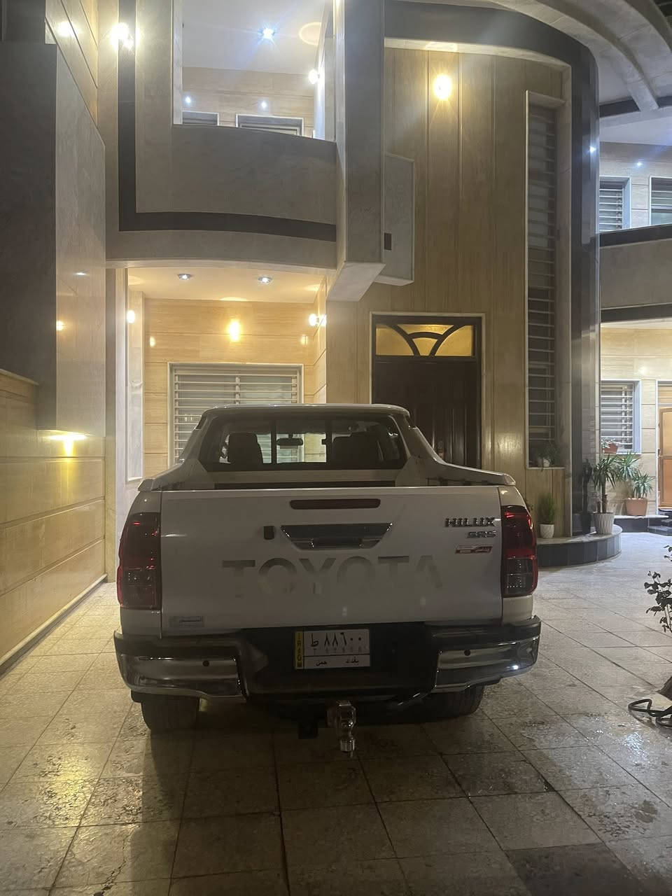 للبيع تيوتا هايلوكس 2020 سعودي اصل ام المنفاخ 6سلندر TRD رقم بغداد مميز بسمي تحويل مباشر ماشيه 73 ألف بوضع الزيرو على ايدي من الشركه مكفوله من الصبغ والبارد والشخط والجكه سعرها 335 وبيهه مجال لشراي مكاني بغداد العامريه الاستفسار ‭٠٧٩٠ ١٦١ ٥٠١٤‬
