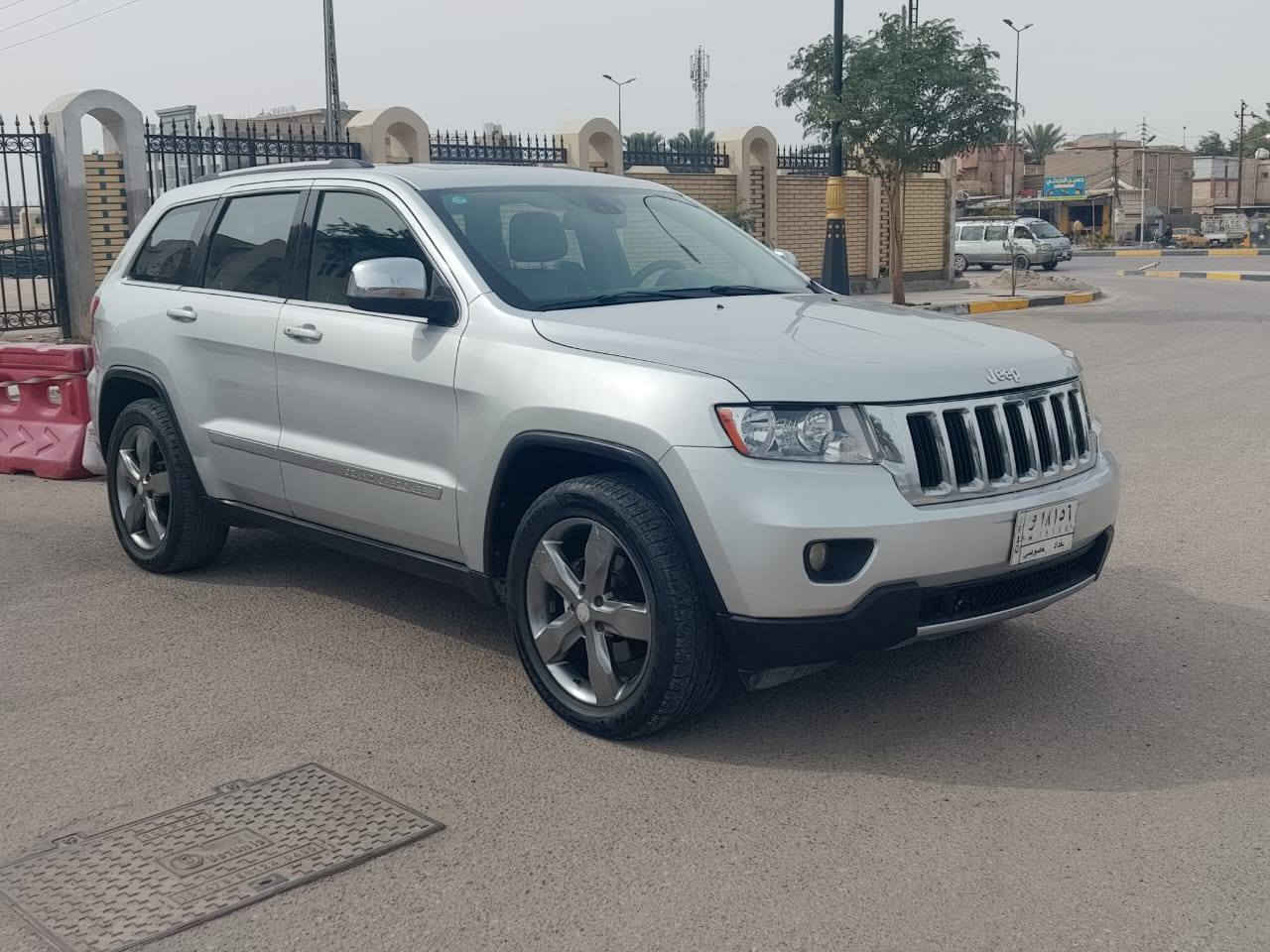 يالله سلام عليكم سياره نوع جيب لاريدو وارد امريكي موديل 2013حادث امريكه جاملغ وبنيد صبغ فقط سطحي بدون دواخل والباقي كفاله عامه الاخير كفاله كير مكينه حداديه تخم تاير تبريد تدفىه تبريد ثلج شاير مري تحكم مري شاشه بنراما كامره حساسات تحكم ستيرن جهتين خمسه ويل كب 6سلندر فول مواصفات واحد عل واحد كشنات كهرباىي جلد العنوان كربلاء السعر 159وبيه مجال حك الجيه الهاتف ***********بسمي تحويل مباشر مامتواجد عل فيس بيع فقط
