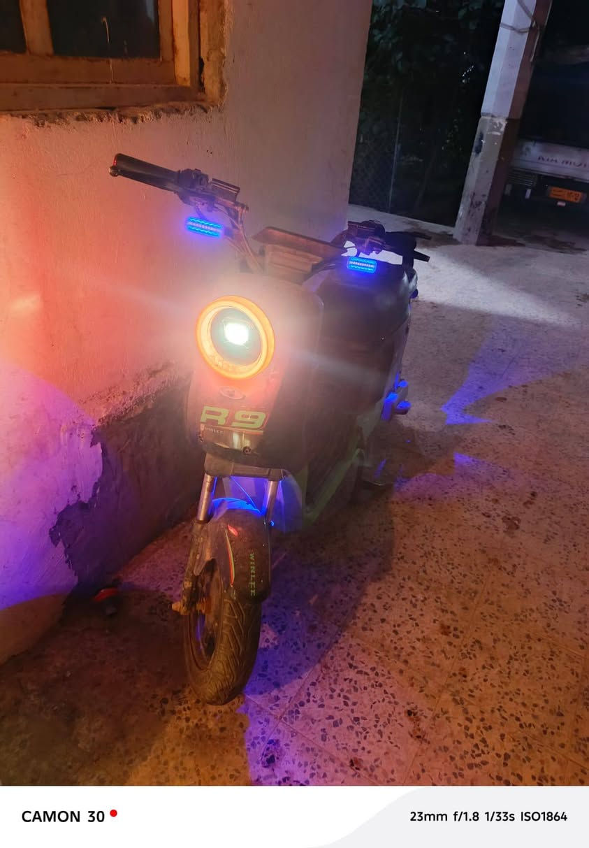 سلام عليكم R9للبيع دراجه تخبل جديده تره ماخذينهة 650
دراجه رايدلهة باتريات بيهة باتري واحد شقال ولباقي هابطات
مكاني بصره ابو الخصيب 
سعر الراجه 150 لان محتاج راح ابيعهة بهيج سعر


**إذا كنت صاحب هذا الإعلان وتريد حذفه لأي سبب، رجاءا أرسل رسالة إلى الدعم الفني**