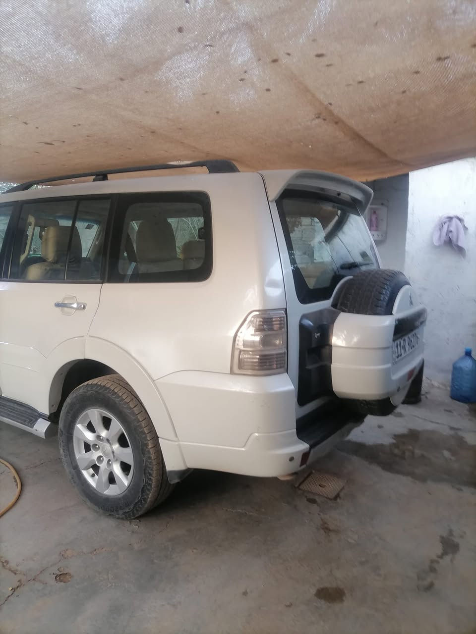 باجيرو ٢٠١٤ جاهزه من كل شي السعر ١٤٠ الإتصال ***********
