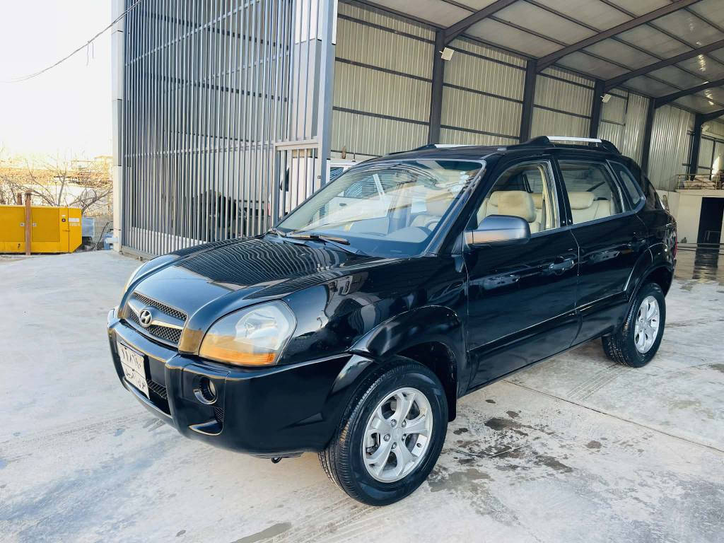 هۆندا تەکسۆن مۆدیل٢٠٠٩ بۆ فرۆشتن مواسەفات ABS ناو زەردە قوفل مەرکەزیە گێر تۆماتیکە دەرگای سەکنی پێشەوەی بۆیاغە  بێ دەعم و لێدرا  گێرو مەکینەو تەبریتی   بەشەرت 
چوار تایەی تازەیە سەنەوی بەسەر چووە
نرخی ٩٦ گەڵاو  مامەڵە
ژ.م:*********** كويسينجاك, أربيل
