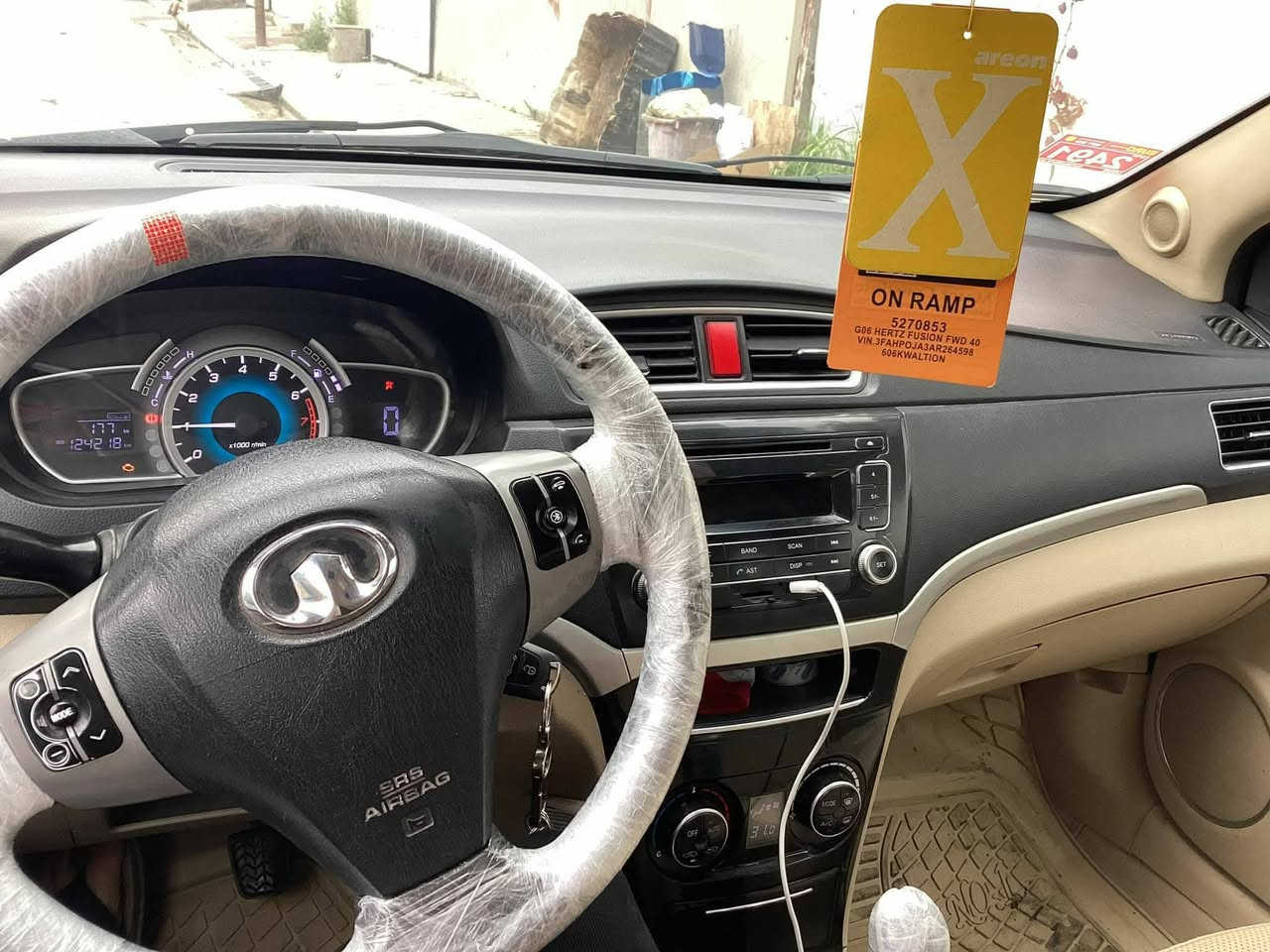 كريت وول موديل 2016 سنويه باسمي ينتهي بل 2030 محرك كير بالشرط وبيها بطاقة بنزين السعر 68 وبيها مجال للاستفسار اتصل علئ رقم ***********
