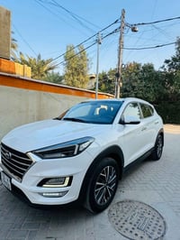 توسان 2020 خليجي فول عدا البانوراما رقم بغداد بأسمي ماشيه 85 الف  كفال...