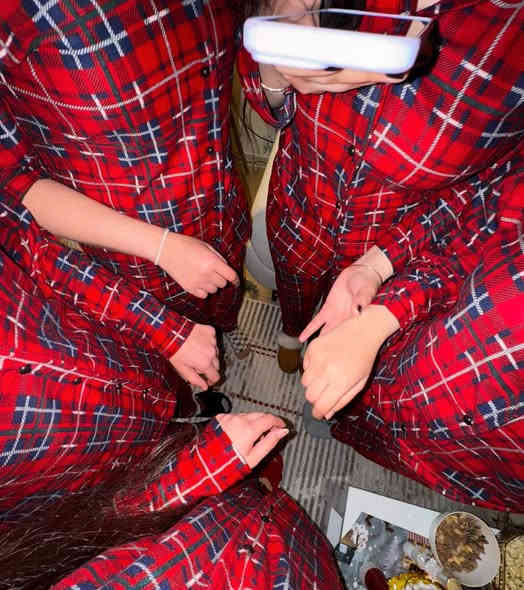 البيجامة علينه و اللمة عليكم ✨♥️
بجامة رأس السنة كاروهات..
خامة قطني تجنن
قياس من S الى4xl

للحجز والاستفسار يرجى مراسله الصفحه
رقم هاتف واتساب ***********
توصيل بسماية 1000
بغداد 5000
محافضات 6000
يوجد دفع عن طريق الماستر كارد✅💵
