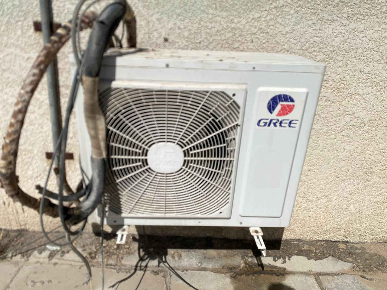 سبلت Gree اثنين طن مفصخ كامل وغازه مقفول السعر 400 وبي مجال
المكان الكاظميه


**إذا كنت صاحب هذا الإعلان وتريد حذفه لأي سبب، رجاءا أرسل رسالة إلى الدعم الفني**