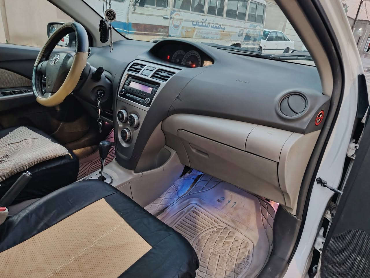 السلام عليكم
يارس 2009 خليجي 
كير اوتماتيك
محرك كير خير من الله
بيها ٢ قطع صبغ
وقطعه تبديل بنيد
سياره جاهزه مال بيت
نضافه فول استفسار راسلني خاص
السعر ٨٠ وبي مجال


**إذا كنت صاحب هذا الإعلان وتريد حذفه لأي سبب، رجاءا أرسل رسالة إلى الدعم الفني**