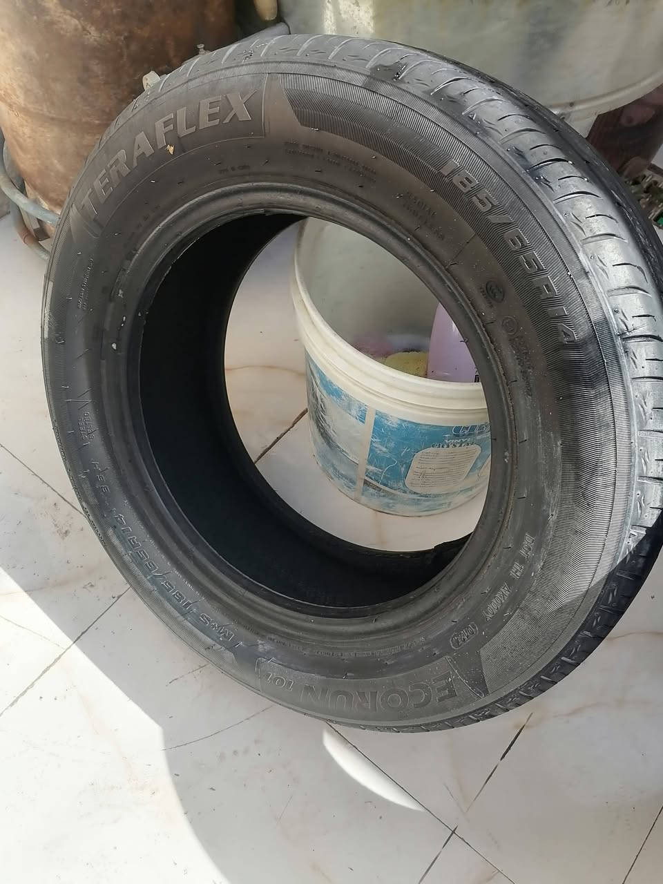 السلام عليكم
تايرات مال بيجو نظيفات تجي وتشوف بعينك
سعر 80 الف
***********
