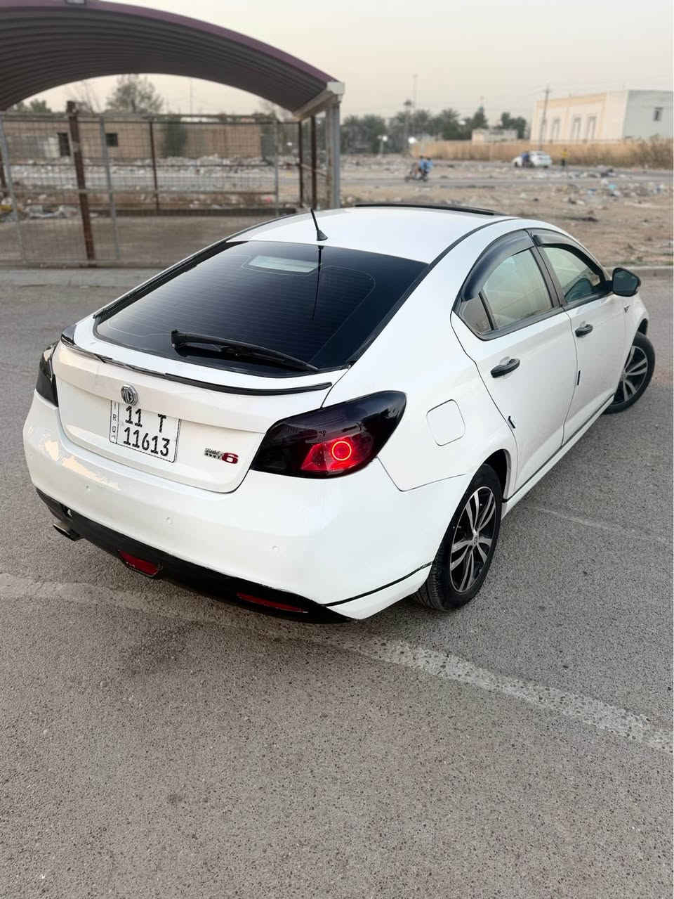 السلام عليكم 
ام جي 6 موديل 2014 
محور كير ومكينه كورلا نحله تحوير مضبوط 💯
كير ومكينه بحاله جيدة 
صدر امامي خلفي جديد
 تبريد ثلج ❄️ 
تدفئه شغاله 
كهربائيات كلها شغاله
تخم تاير جديد  
السياره فول مواصفات 
فتحه
بصمه 
تحكم ستيرن 
ثلاجه بل چكمچه 
 شاشه بلاديه 
السياره بيها سونار مرفق بل منشور 
بيها صبغ الجاملغ الخلفي وبين الباب والجاملغ الأمامي فقط 
السياره جديده من كلشي وبدون اي نقص وبل عافيه عل ياخذها 
مكاني بغداد حي العامل 
السعر ٦٥ وبيها مجال 

‭٠٧٧٧ ٦٧١ ٤٠٧١‬ بغداد, العراق
