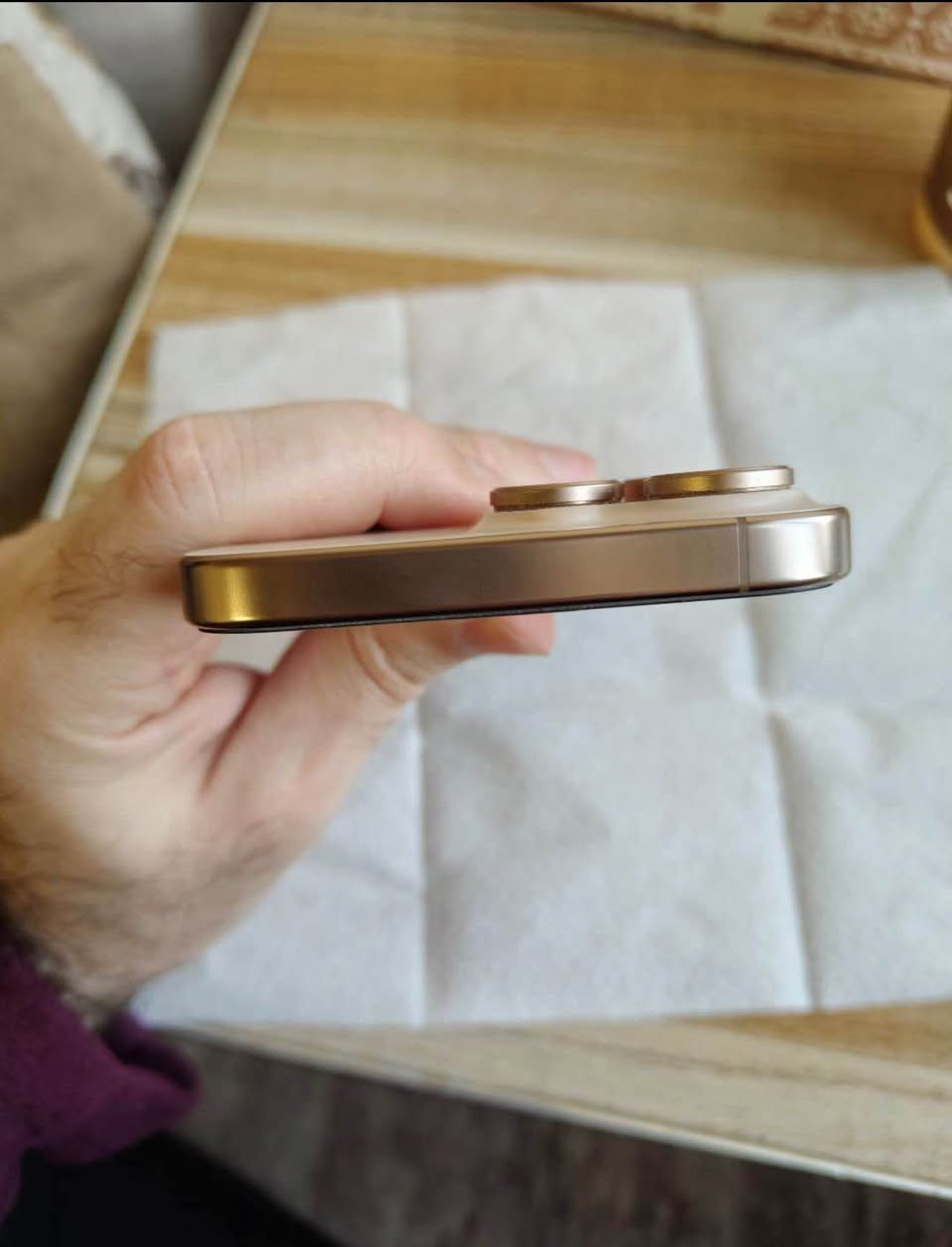 الجهاز: iPhone 16 Pro Max
الذاكرة: 256 جيجابايت
اللون: [تيتانيوم صحراوي]
النسخة: AZ (تدعم شريحتين، النسخة المرغوبة)
نسبة البطارية: 97% (حالة ممتازة جداً)
عدد دورات الشحن: 224 دورة فقط (استخدام خفيف ونظيف) الكارتون والكبل موجودين جهاز فول نضيف موصل, نينوى


**إذا كنت صاحب هذا الإعلان وتريد حذفه لأي سبب، رجاءا أرسل رسالة إلى الدعم الفني**