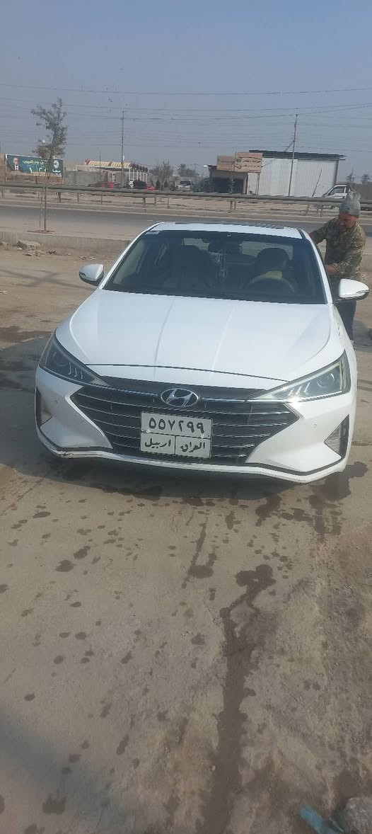 السلام عليكم النترا 2019خليجي فول ماعدا البصمه لا حادث ولا صبغ بيه بكانات بارد كلش قليل ولدوسه كهت العكس السايق تخم تاير حداديه جديده توتي مسويه ارضيه جلد تغليف الكشنات سياره ماتحتاج اذب عليه 1000دينار جازه ترايك لربيل مكاني بصره كرمه علي قرب جسر الحشد *********** رايده150بيه مجال قليل
