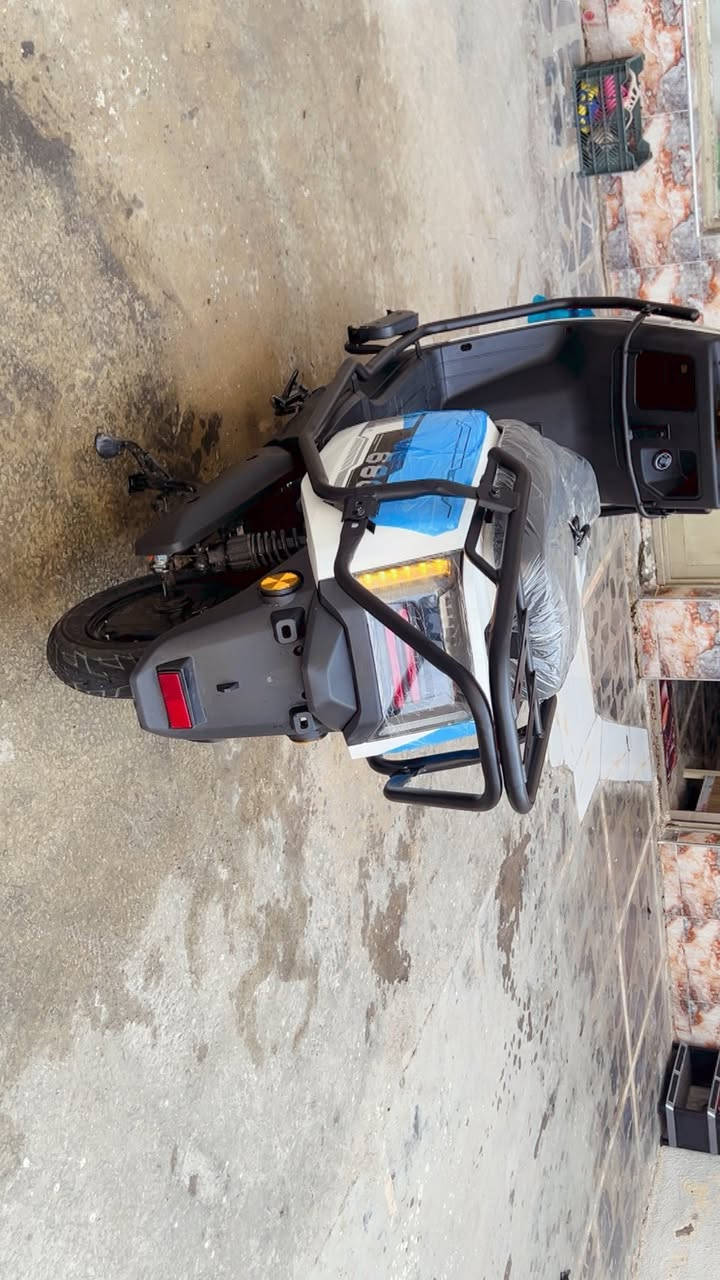 درجه شحن للبيع غير مستعمله طك باكيت 
 6 بطاريات تمشية 70 كليو متر يتوفر جمله و مفرد  للتواصل :*********** هذه رقم بي واتساب و رصيد
