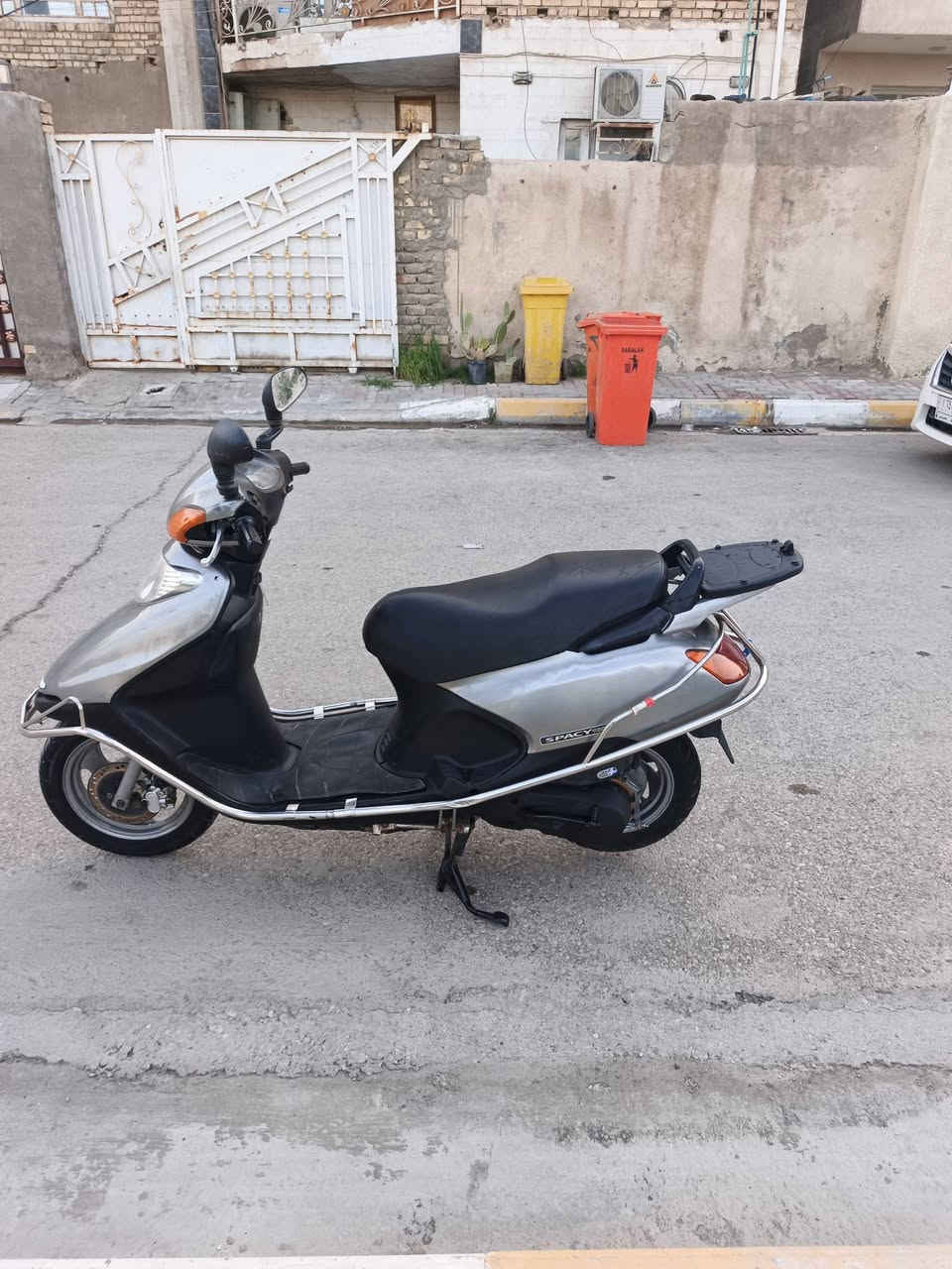 درجة سبيسي ياباني كفرات اصليه مختمه ياباني خمسه أختام كابريتر اصليه كهربايات كله شغال صندوق شغال قفل سكان درجة بلاديه مبيه أي نقص كابريتر اصليه كله بلاديه شغاله سلف هندر الهاتف *********** المكان كوت الزهراء
