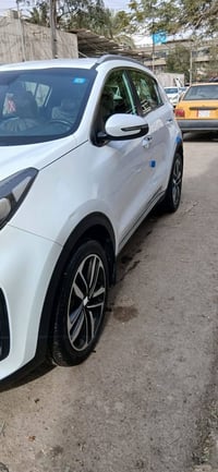 سبورتج موديل 21 ماشيه 90 بيه رصعه بلجاملغ مثل ما موضح بلصوره وبيه شخط ...