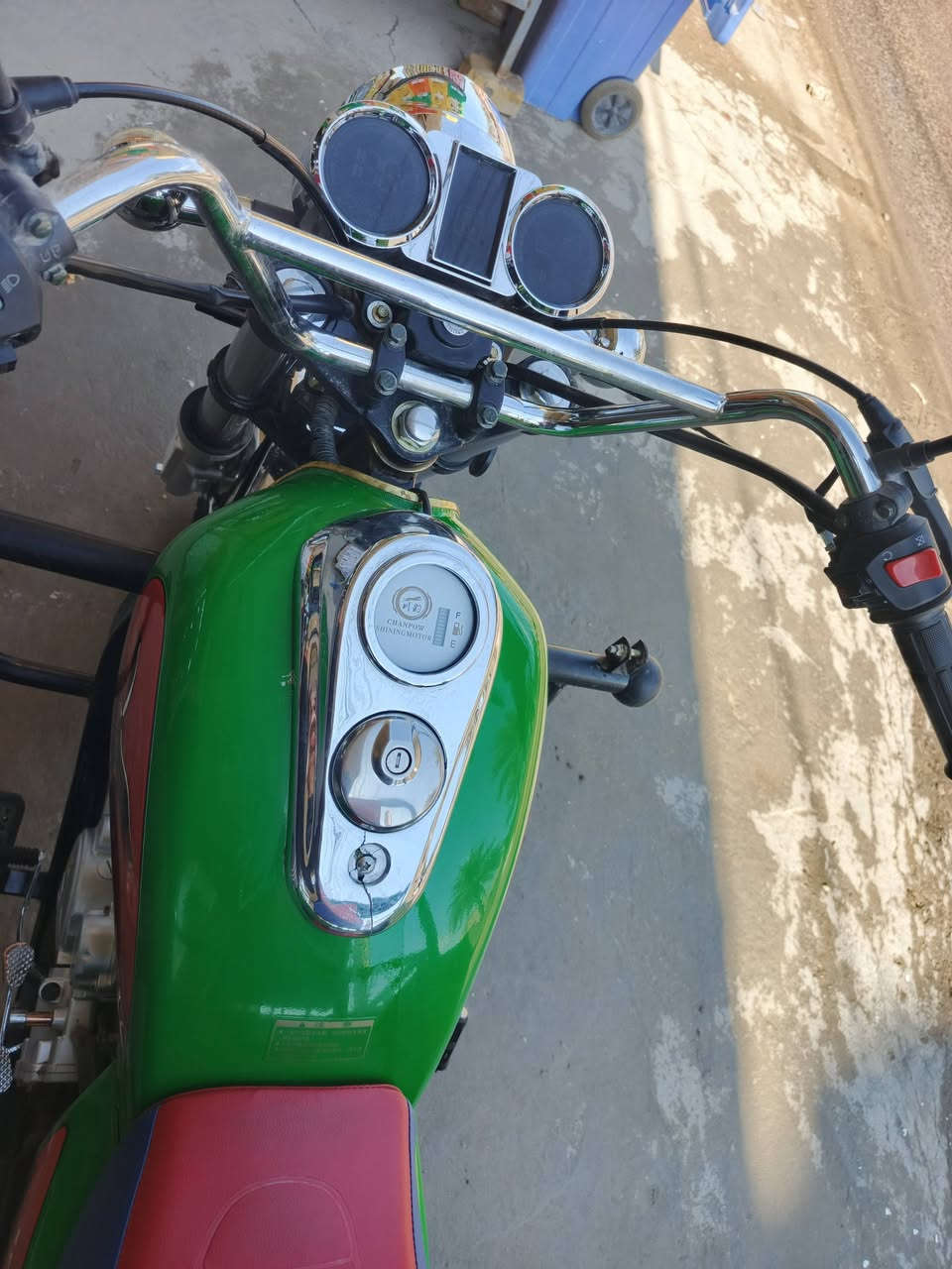 السلام عليكم ستوته للبيع موديل 2023 طالعه من الوكيل ب 2025 شهر 6 بعده جديده الستوته مال وكيل اوراق اصوليه باسمي
السعر2500 وبيها مجال 
استفسار *********** 
مكان حله نادر
