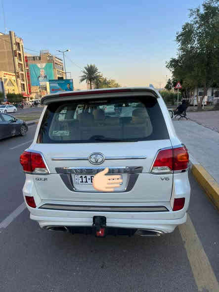 لاندكروز ٢٠١٣ رقم بغداد مكفولة كفاله عامة فول مواصفات مكينة ٦ سلندر ٤٠٠٠ مكينة وكير بلادي ما مفتوحات ماشية ٢٤٠ الف ( فقط الدعامية الأمامية مصبوغة ) 
مكان السيارة بغداد زيونة 
*********** Colombo
