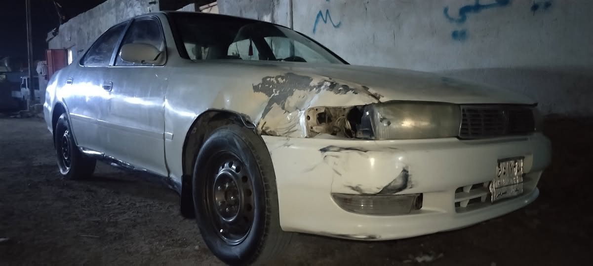 تيوتا كرستا  صالون موديل1993 مكفولة من النقل والگص اي عيب شرعي حدادة امامي وخلفي تبريد شغال كهربائيات شغالة رقم بغداد مشروع وطني تحويل مباشر  بأسم خالي ضربة بجم مبدل يعني ربع مو عيب شرعي الاتصال على رقمي ***********

