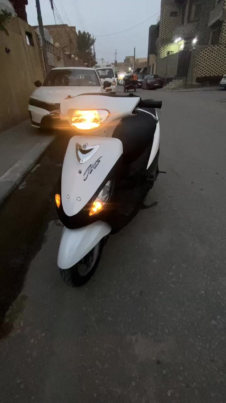 السلام عليكم شباب دراجه منغولي للبيع 49ستوه نازله من الرمبه دراجه جديده تاخذه ربع ما تذب عليه بس بانزين ودهن رايده ب700 وبيه مجال مكاني نجف وهذه رقمي ***********
