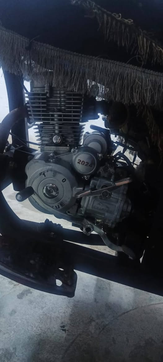 سلام عليكم اخوان هي الستوته للبيع موديل 20نضافه فول ماشاء الله اركبه شرط شاصي شرط ستوته كامله مكمه مال شقل بس مصبوقه السعر مليون 250اوبي مجال حك الجيه ***********
