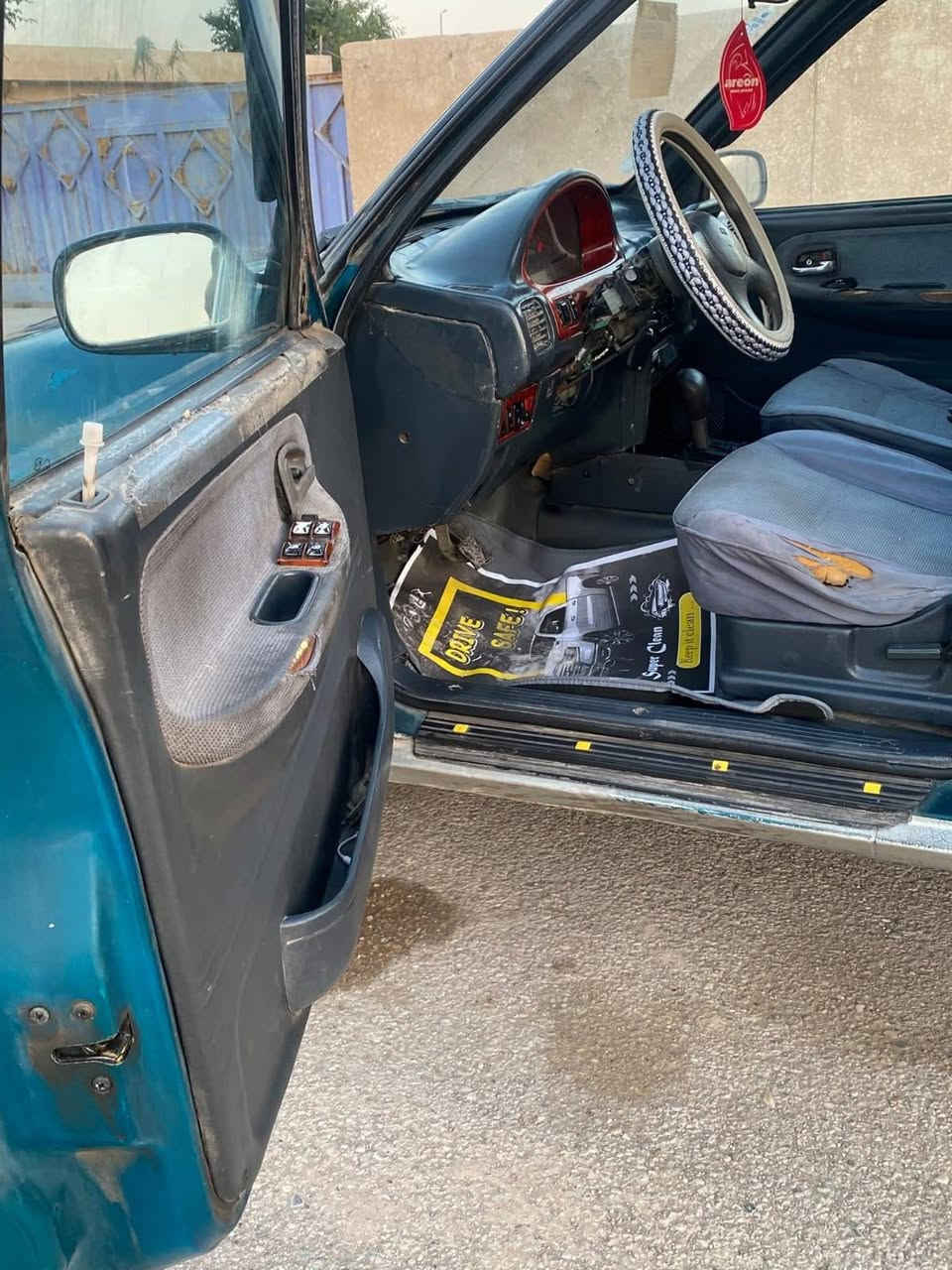 سلام عليكم كيا سبورتج موديل 94كير ومكينه ونجي اربعه سلندر تخم تاير صدر امامي وخلفي جديد حداديه جديده كهربائيات كله شغاله مكاني ميسان قضاء المجر لكبير لسعر 37لاستفسار ع هاذ رقم ***********
