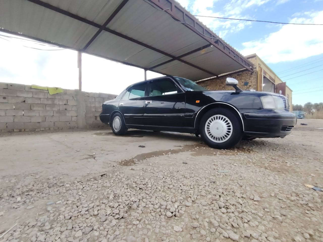 ألسلام عليكم سياره راس الثور تكم موديل 98 مكفوله كفاله عامه من الضربه والكص ونقل الجثه والصبغ اصوليه حسب الأصول مداور بأي وقت مكينه وكير واكسل كفاله تخم تاير تبريد ثلج كشن كهرباء شاشه كامره خلفيه سياره دگمتين مكينه 3000 فيشه وبطل أسود غرفتها بلاديه جديده سياره جاهزه وخير من الله السعر 105 وبيها مجال للأستفسار ***********
