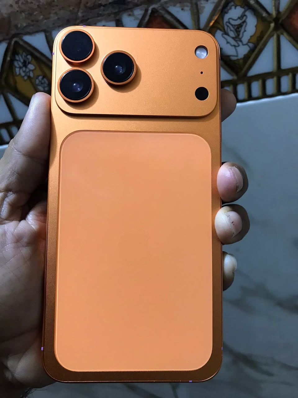 ايفون اكس ماكس ذاكره 256 بطاريه 100 الجهاز محور 17pro max  نضيف كلش اي استفسار الاتصال ع الرقم *********** او مراسله الصفحه
