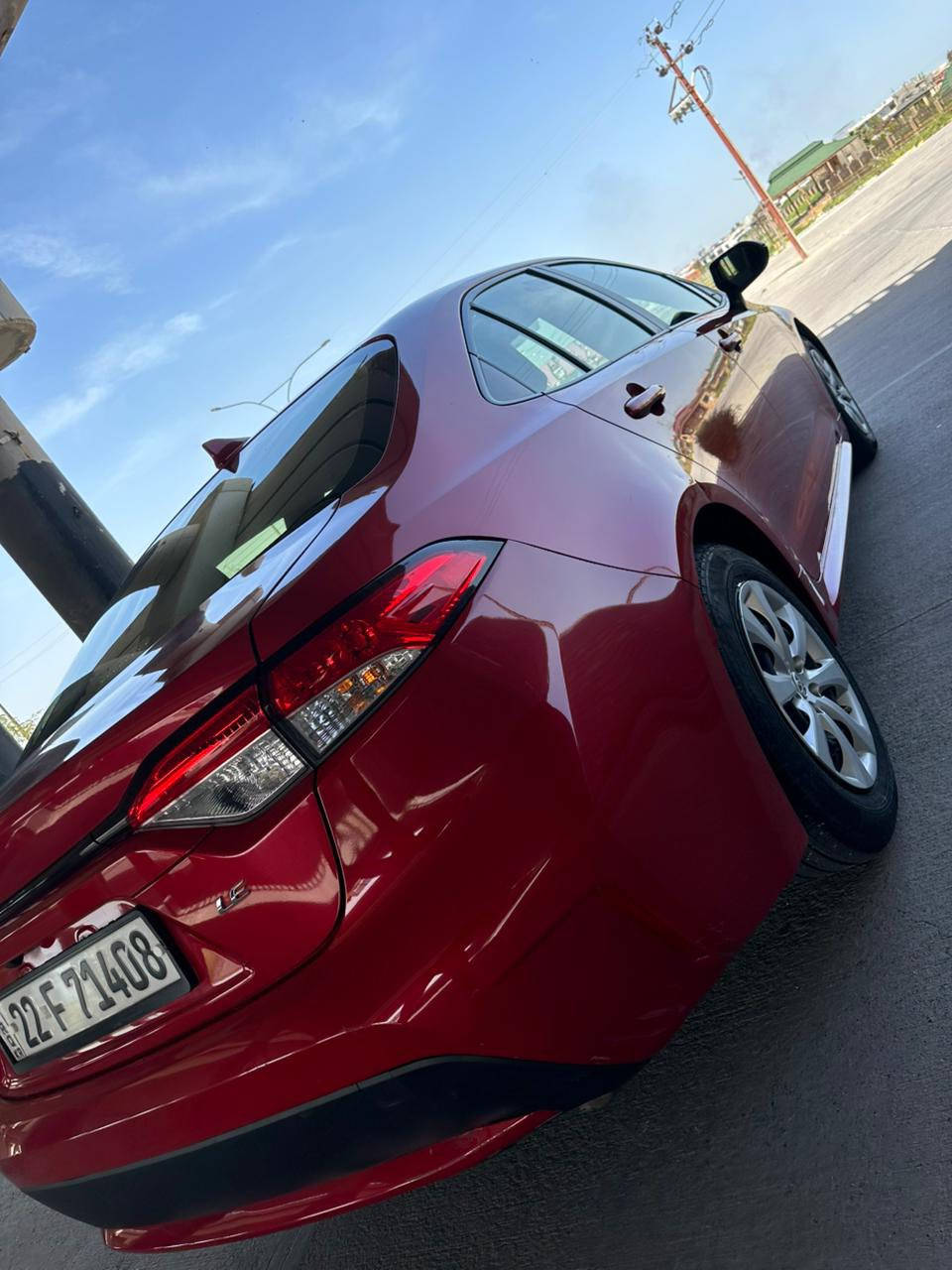 كرولا موديل ٢٠٢١ احد قطع بي جاملغ سكن  بدون دواخل سعر ١٤٠ بي مجال رقەم:***********/ ***********
