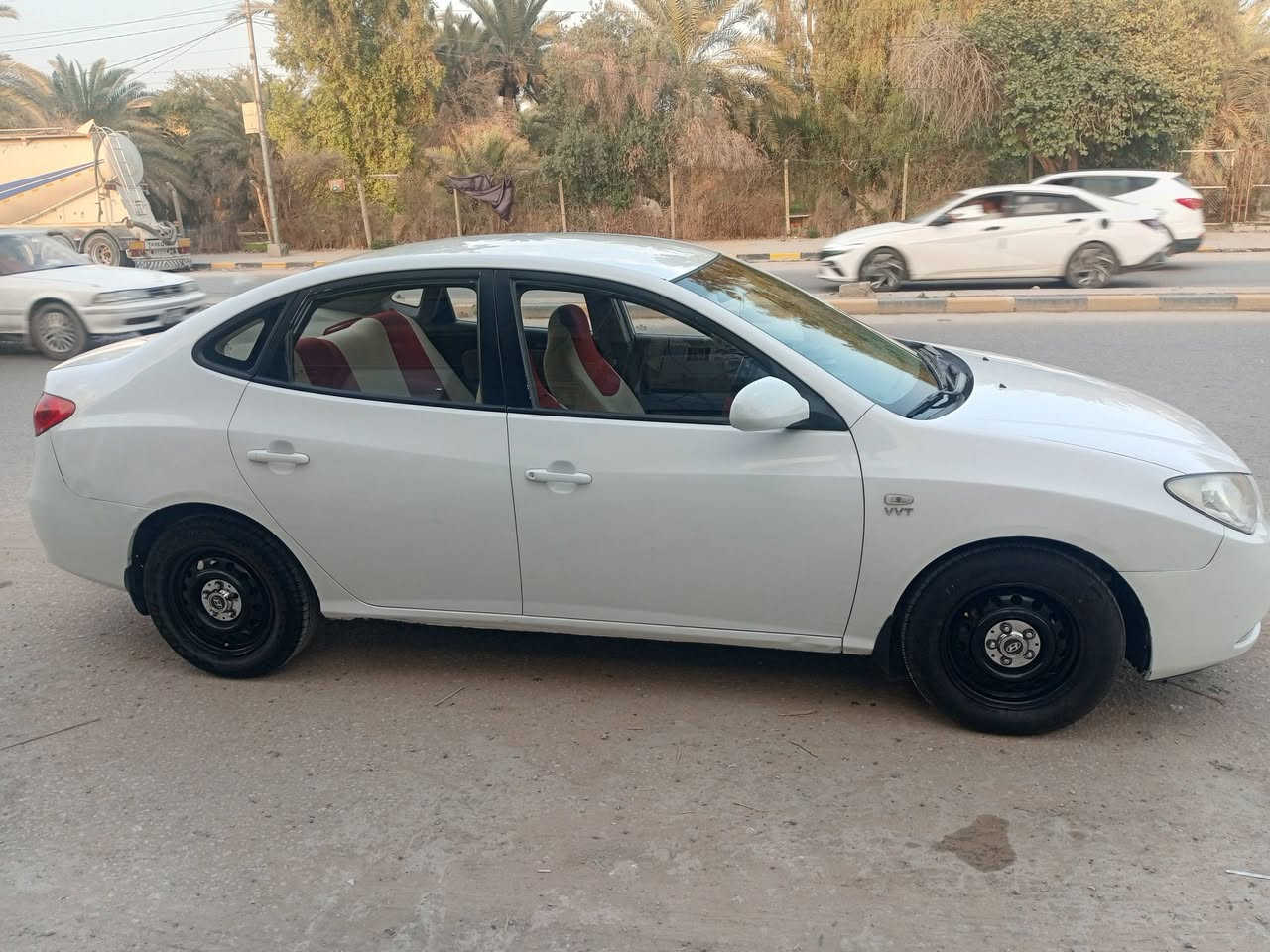 للبيع انترا 2009 مقدس السياره جاهزه من كلشي كير مكينه جديد حداديه خلفي وامامي جديد تخم تاير جديد
تبريد ثلج ❄️ محرك 1600. وارد خليجي 
السياره ماعايزه شي رقمها بغداد 
مكان السياره نجف بسم ابن خالتي مداور ثاني يوم 
بيها قطعتين صبغ فقط  شرط على الفحص السعر 99
الستفسار اكثر خاص


**إذا كنت صاحب هذا الإعلان وتريد حذفه لأي سبب، رجاءا أرسل رسالة إلى الدعم الفني**