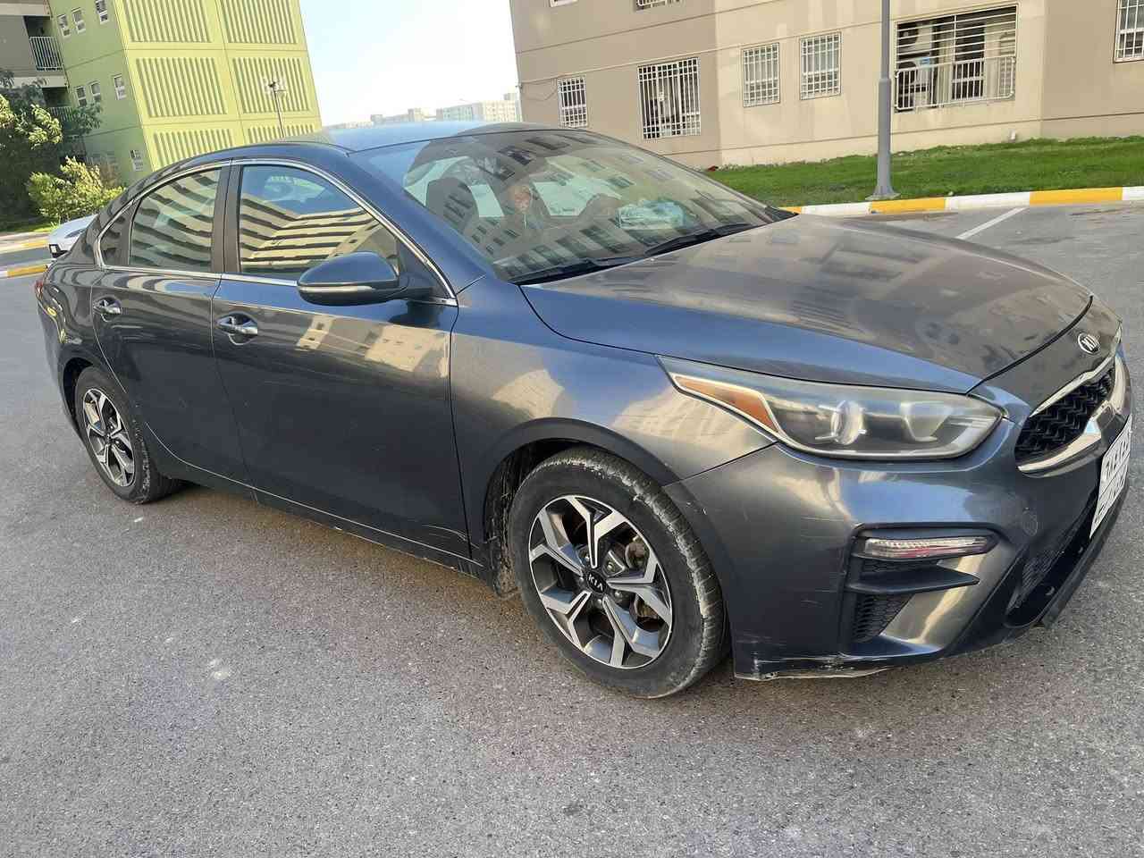 فورتي ٢٠١٩ ex وارد امريكي حادثها بنيد وجاملغ بدون دواخل  محرك دوش ٢٠٠٠ مواصفات ex معروفة السعر ١٢٠ ورقة 
رقم الهاتف : ***********
