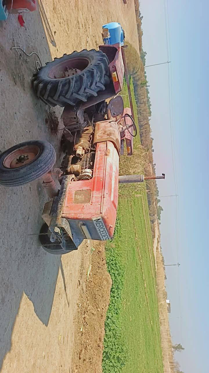 السلام عليكم عنتر للبيع العنوان ميسان مكينه جاهزه ع اخر حبايه كهربائيات تخم تاير
ماخاطه بيه خط باور ***********

***********
