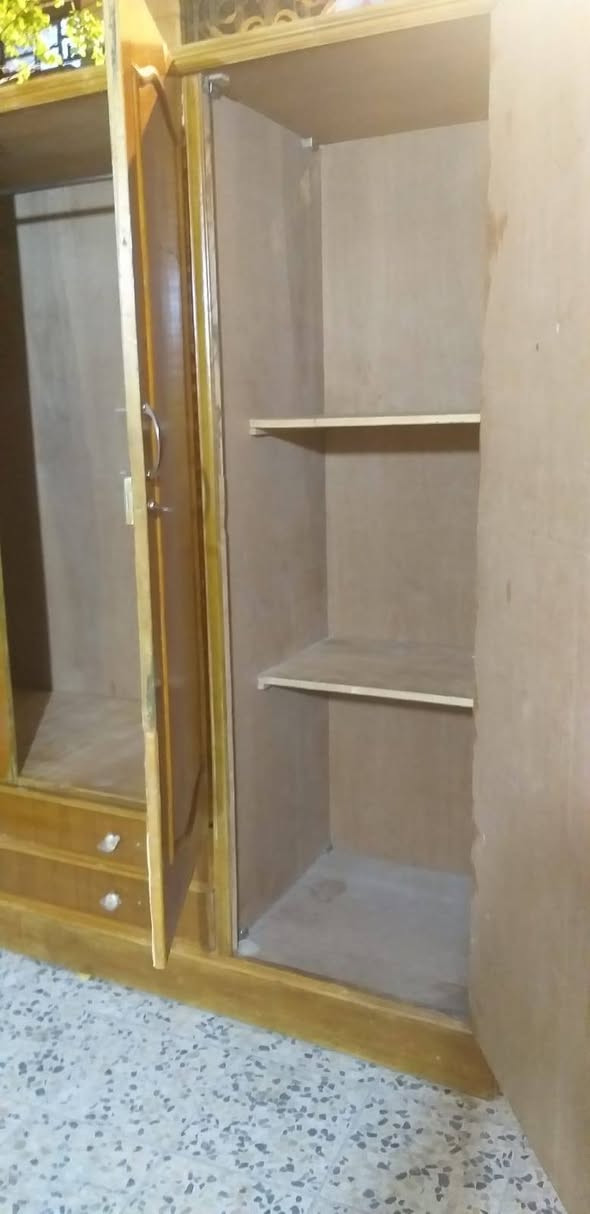 كنتور ٤ أبواب صاج تفصال درجه اولى كله صاج والظهر براغي فريم خمسه ميل قرب مدرسة بور سعيد السعر ٢٨٠


**إذا كنت صاحب هذا الإعلان وتريد حذفه لأي سبب، رجاءا أرسل رسالة إلى الدعم الفني**