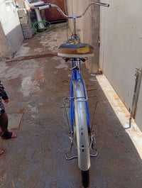 بايسكل للبيع حجم 26 ب،50وبيه مجال  07506902649