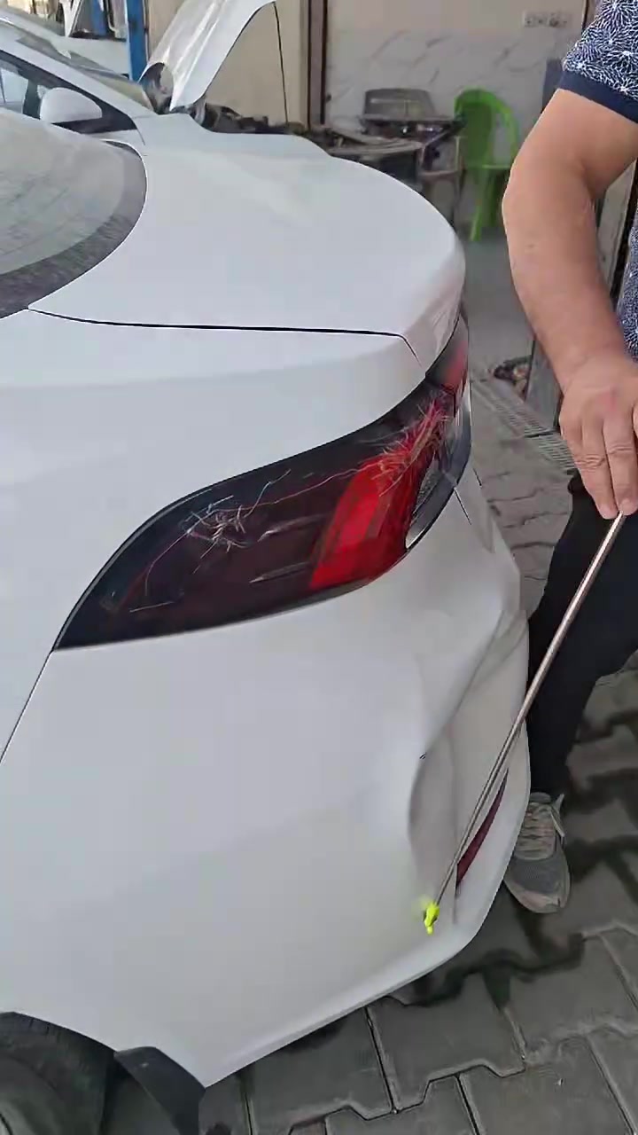 #فايبر كلاس بغداد 
تصليح كافة دعاميات السيارات🚘🚘
شغل مضبوط 💯 وبشرط بلادي
العنوان/بغداد_كمب سارة_بالفلكة مباشرتا _قرب نادي المشرق
اوقات العمل 🕗من ال٨صباحا
 الى ال🕔٥ عصرا
للتواصل /***********
***********
