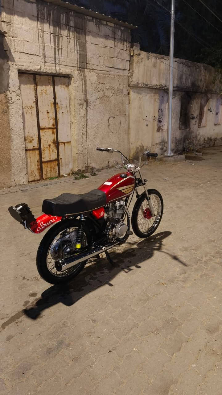 سلام عليكم سيبايه للبيع سيبايه باكستاني ونصافه كدامكم سعر 55 بيها مجال قليل مكان بصره قبله حي جامعه رقمي *********** بس عل شريحه ول واتساب موجود
