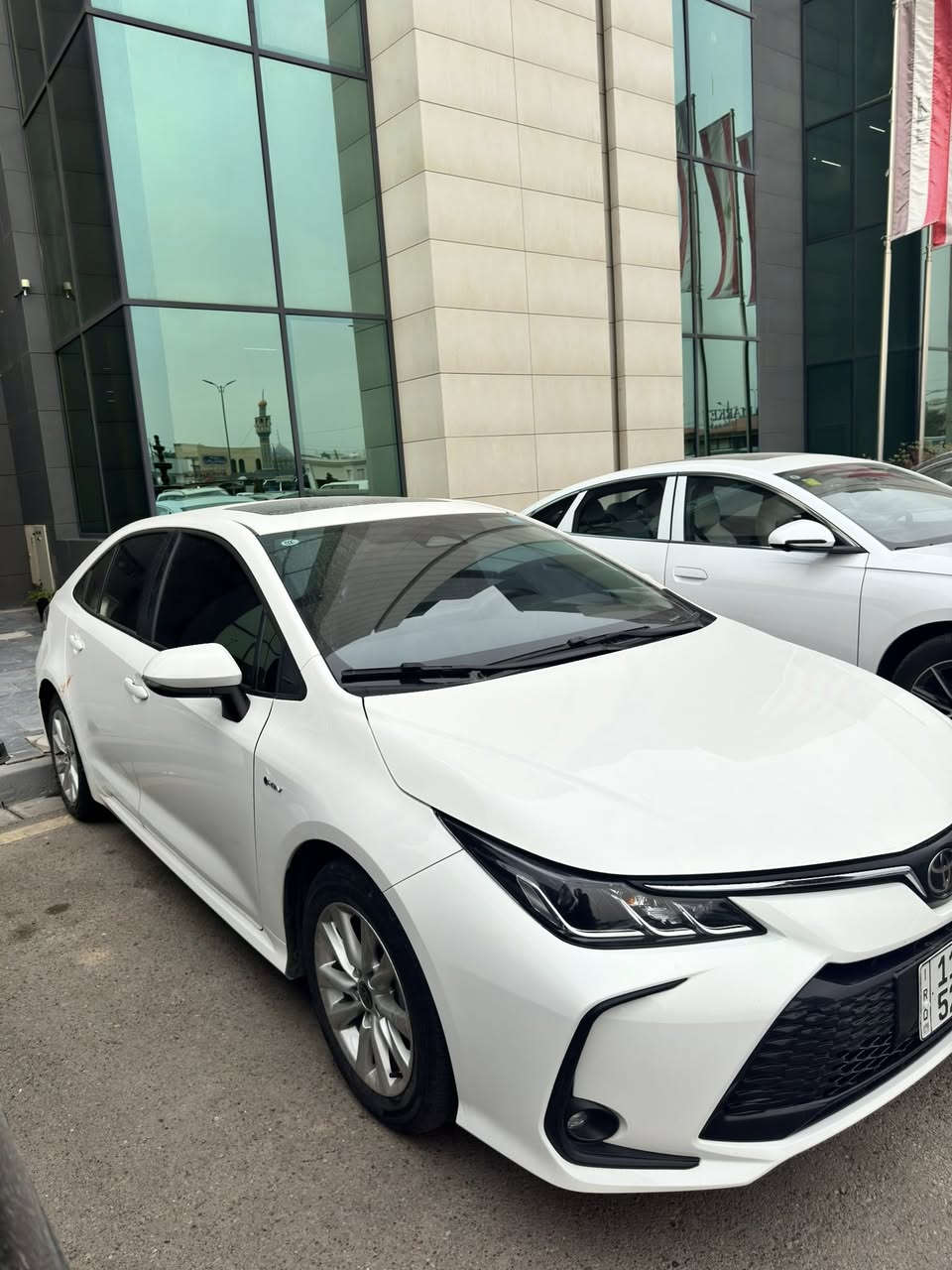 سلام عليكم للبيع كورلا هايبرد 2025 شكل الخليجي فول مواصفات ماشية 12 الف بيها رصعة بالصندوك وسحوبة PDR ابد ممبينة بمقدار اصبعين
الباقي كفالة شرط الفحص مكان بغداد الرقم ***********
