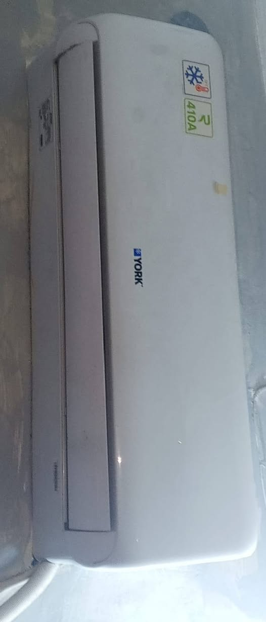 سلام عليكم
سبلت طن ونص اشتريته هاي الصيفية من عطاء وارث كلشي ما بيه ضمان سنتين تدفئه وتبريد شغال سعره ب400 وبيه مجال للتواصل ***********
