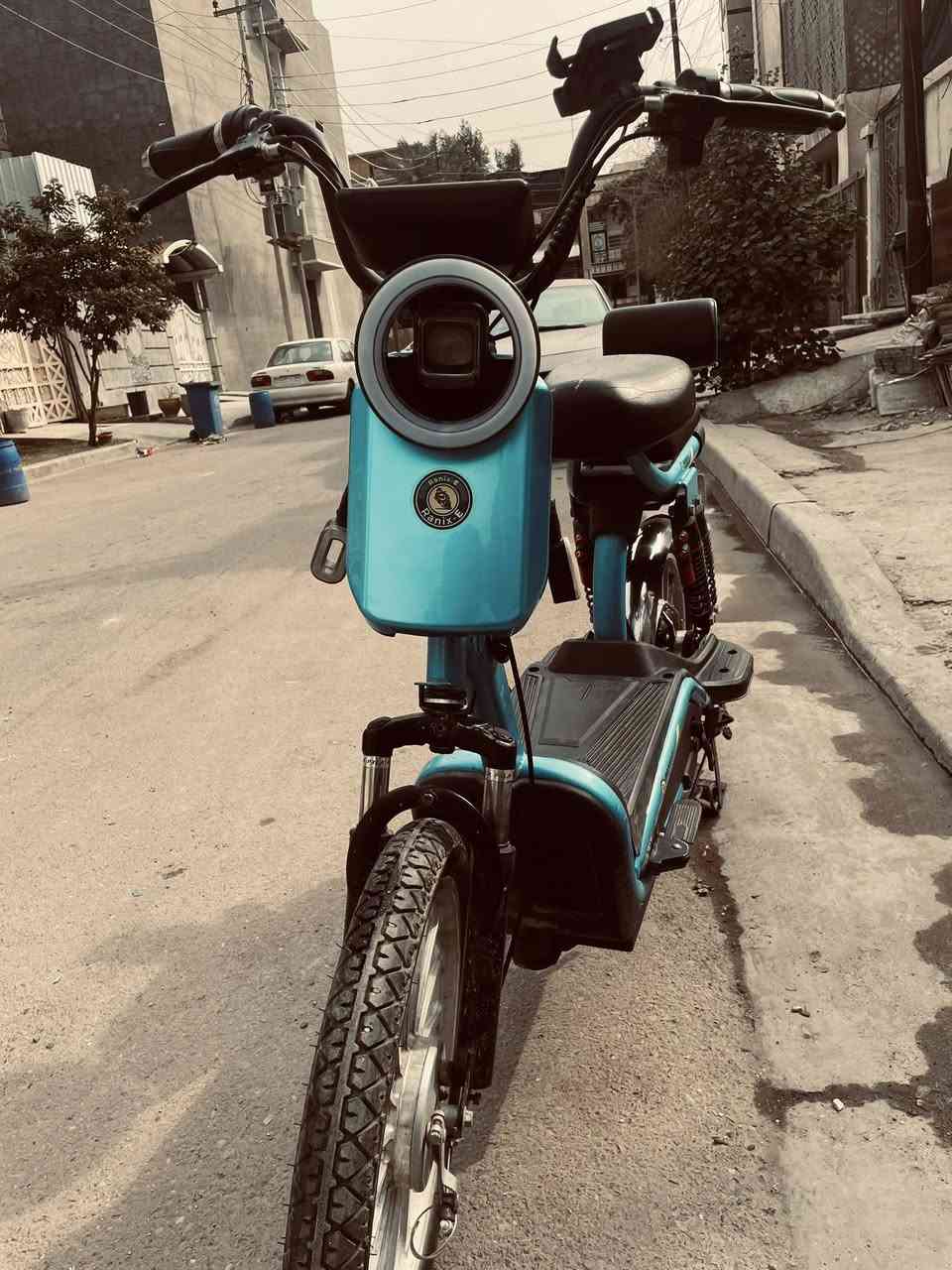 سلام عليكم عيني دراجه شحن للبيع
نوع(ريانX) خمسه باتري  ما بيها باتريات

المهم يجي وياها تحوير سله بايدرات 

وشاحنه الصليه مال دراجه مكان بغداد 
سعر خاص
رقم *********** واتساب
