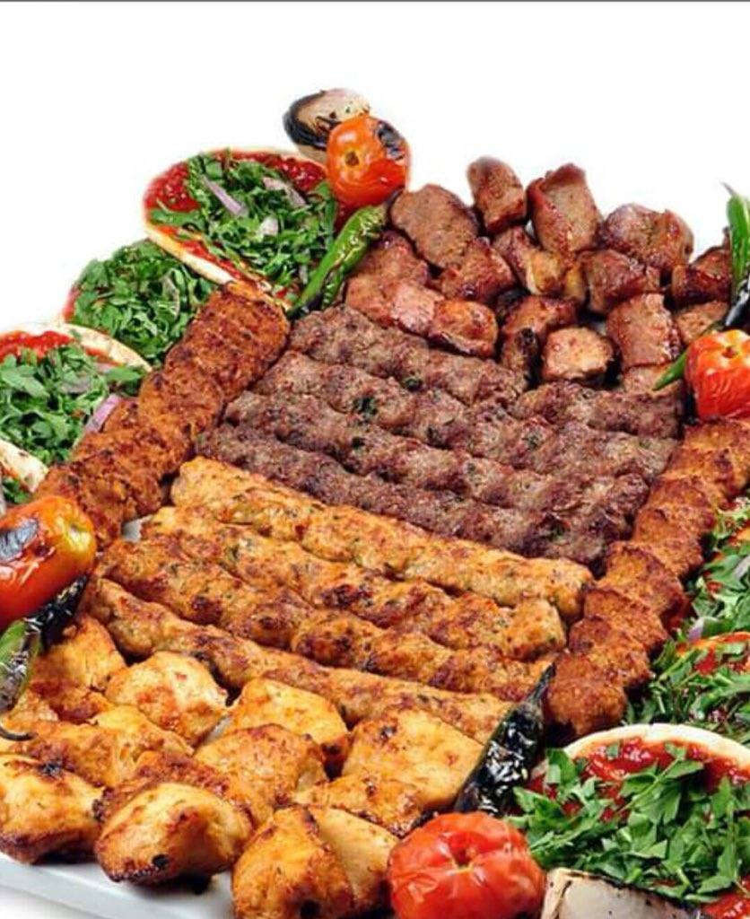 شيف مشاوي عام بكل الصناف حالين كاعد اي واحد يريد اشتغل يمه اني جاهز وهم شي المبيت ول يوميه الزينه ول تعامل اني حاضر الي يريد يتواصل وياي علا هاذا رقم موجود ‏‪***********‬‏
